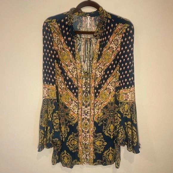 Free People Tops - Free People Blue Gold Paisley Print Bell Sleeve Tunic Top Women's Small